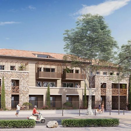 Domitys L'Oustaou Aparthotel Saint-Martin-de-Crau Exterior photo